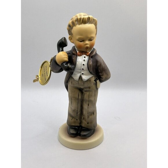 Goebel M.I. Hummel # 124/0 "Hello" TMK-2 Full Bee 6.5" Comes With Box - Picture 1 of 6